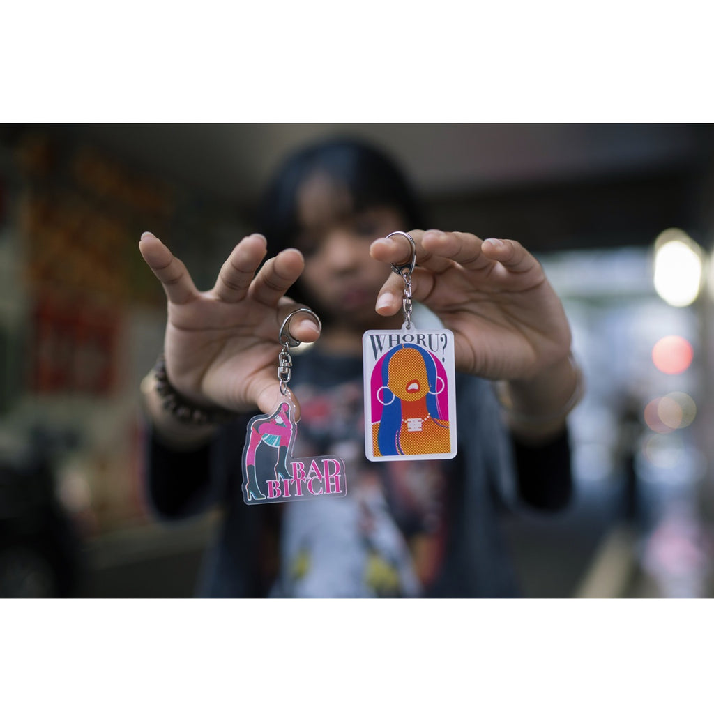 一乗ひかる × Awich BAD BITCH Acrylic Key Chain – Awich Official Shop